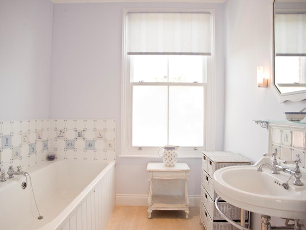Veeve - House Bassein Park Road - Shepherd's Bush Apartamento